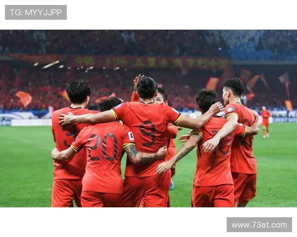 国足全场表现点评：下半场有来有回，拜合拉木发挥关键